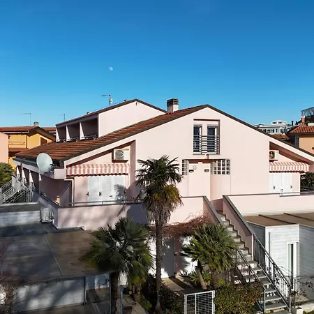 Palme 2/a - Marcelli, Bilocale Con Vista Mare, Le Palme Marcelli